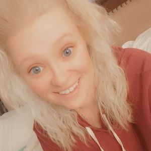 Meet your Posher, Kat